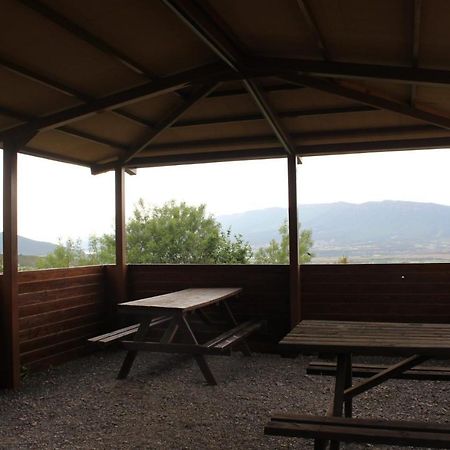 Albergue Restaurante De Artieda Exterior photo